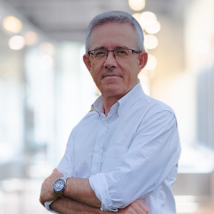 Toni Sánchez mentor después de una conferencia para empresarios